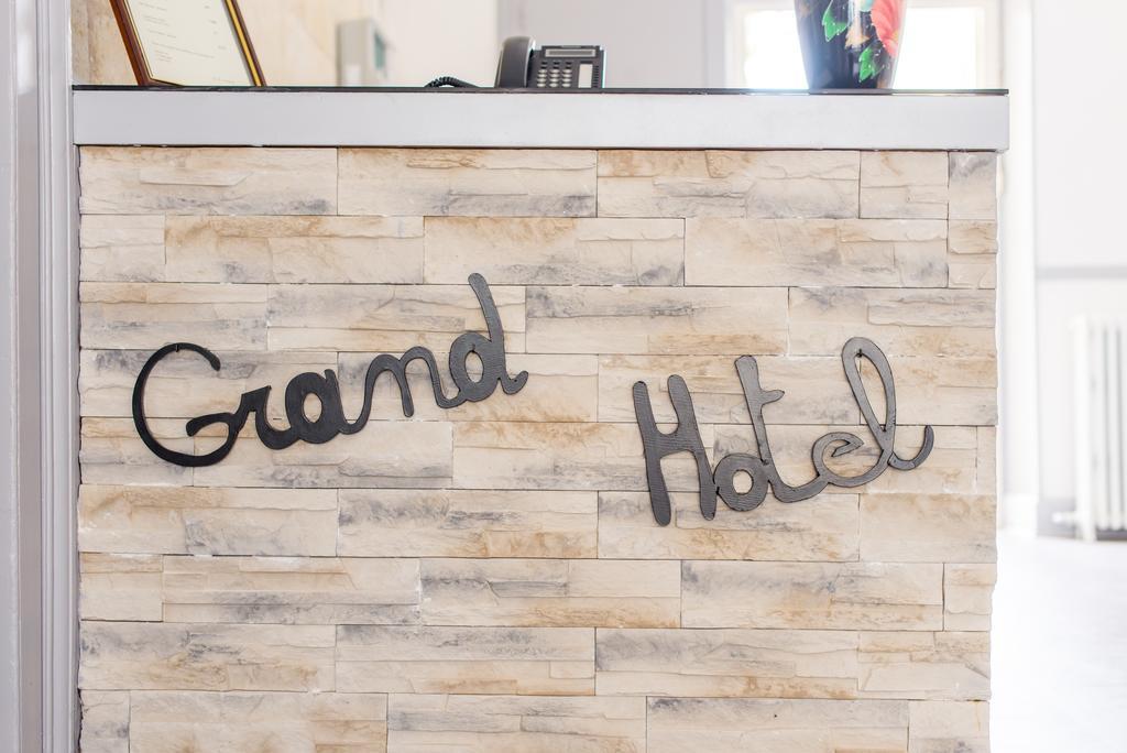 Grand Hotel Sainte-Foy-la-Grande Kültér fotó